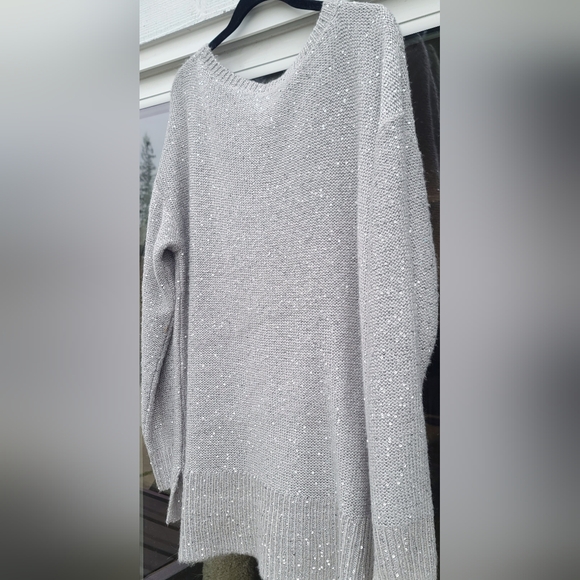 NYDJ Sparkly Cozy Knit Silver Gray Elegant Sweater - Size L - Picture 14 of 15